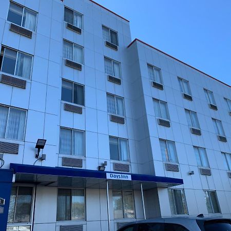 Days Inn By Wyndham Brooklyn Borough Park New York Esterno foto